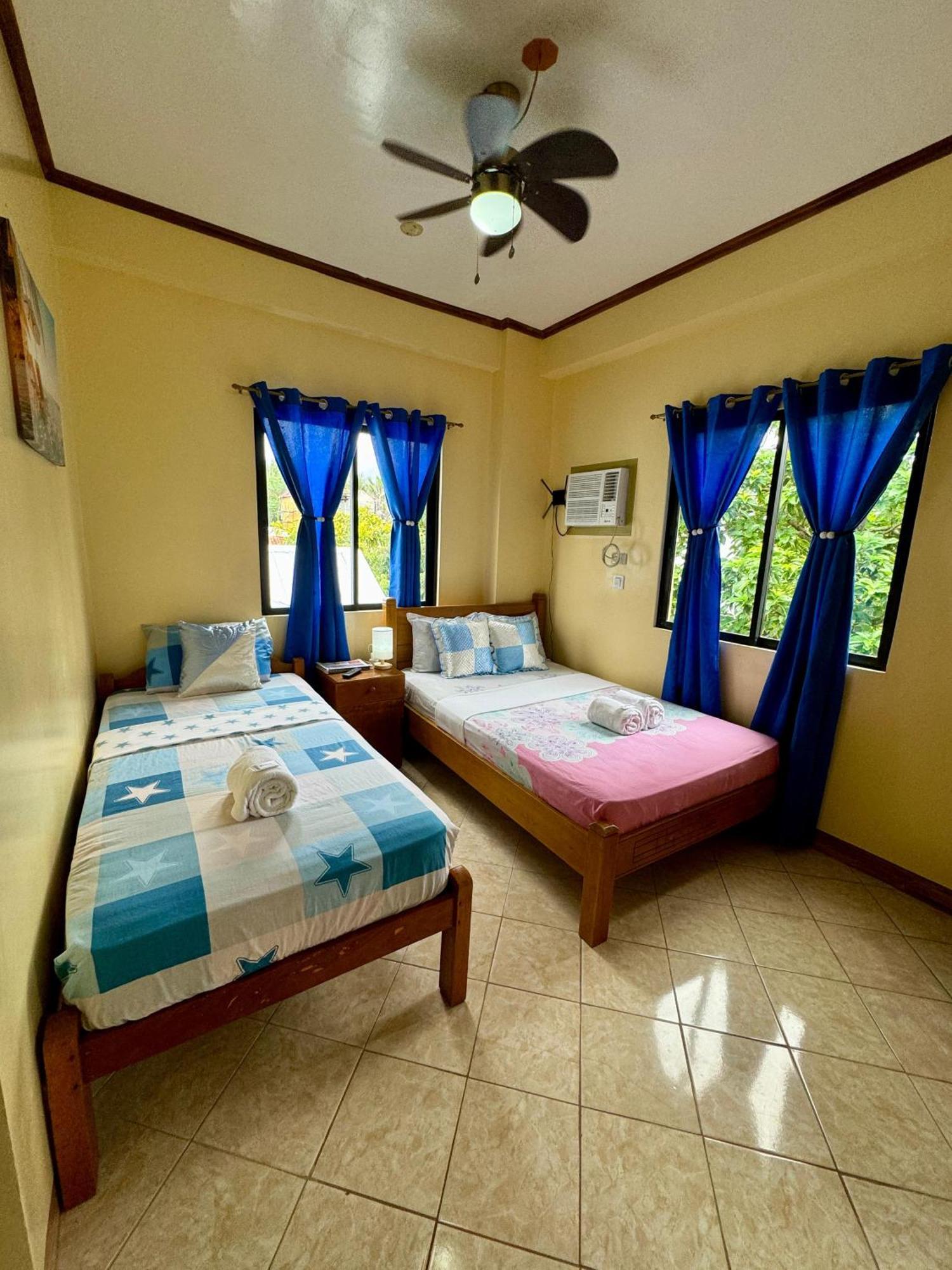 Ocean Breeze Inn Manoc-Manoc Екстериор снимка