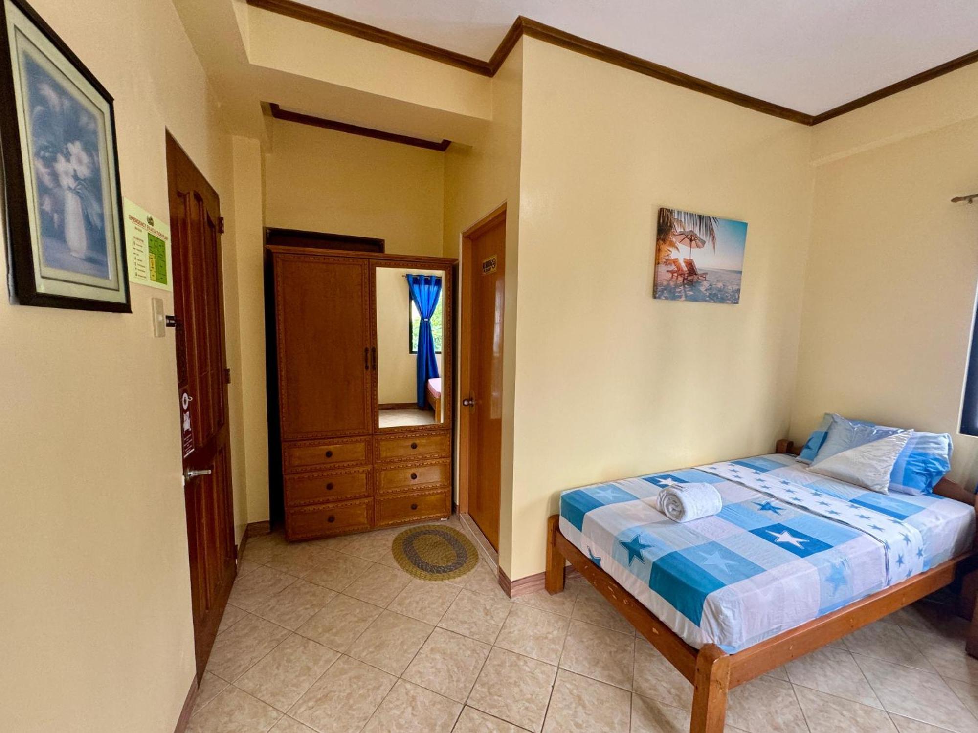 Ocean Breeze Inn Manoc-Manoc Стая снимка