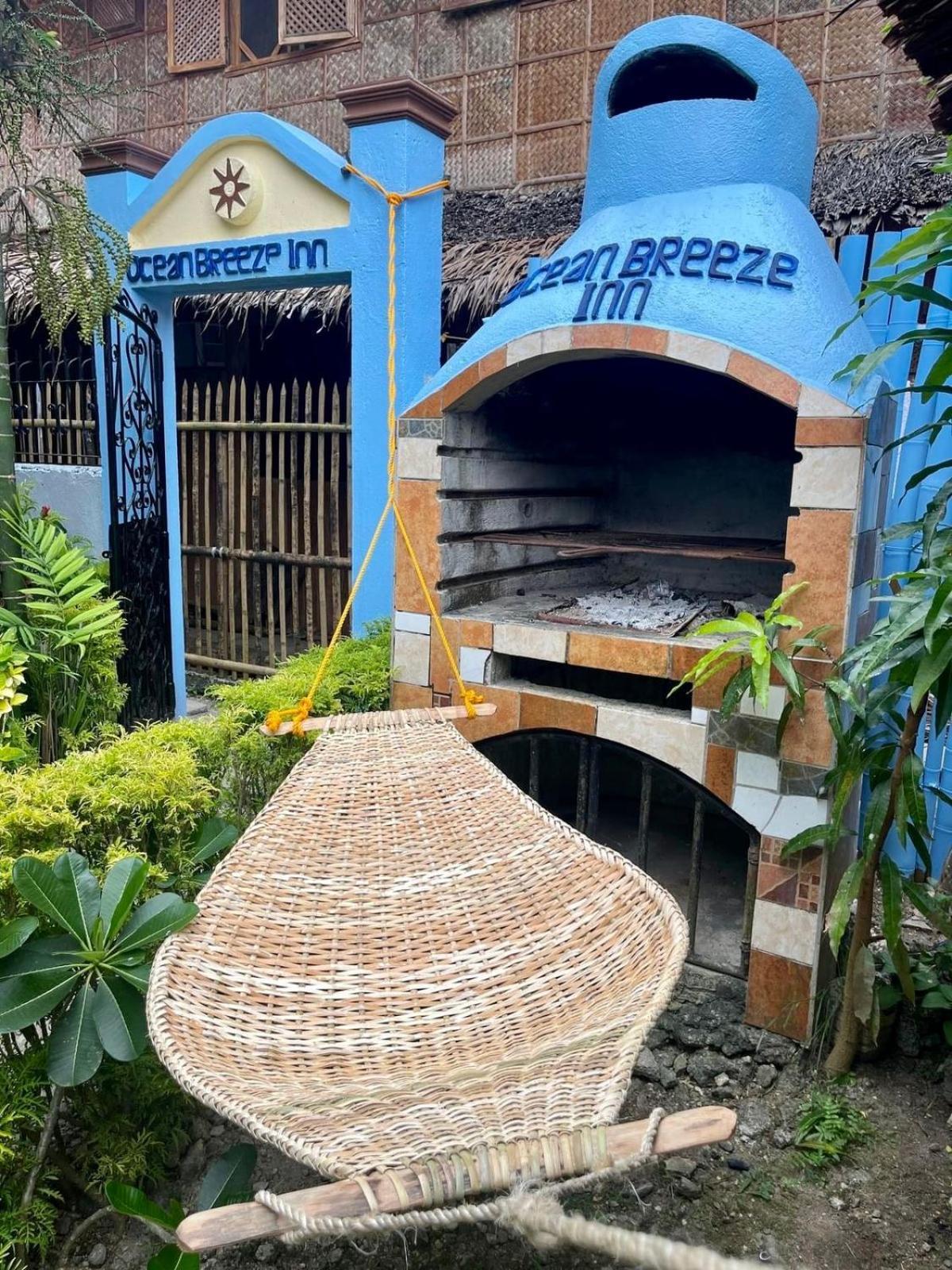 Ocean Breeze Inn Manoc-Manoc Екстериор снимка