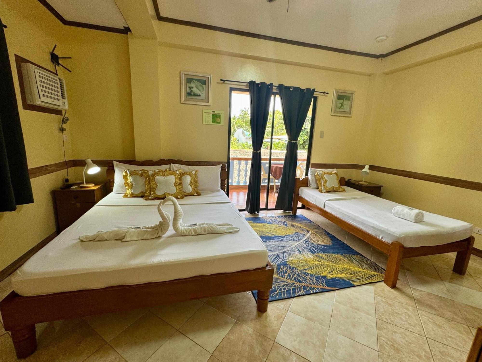 Ocean Breeze Inn Manoc-Manoc Стая снимка