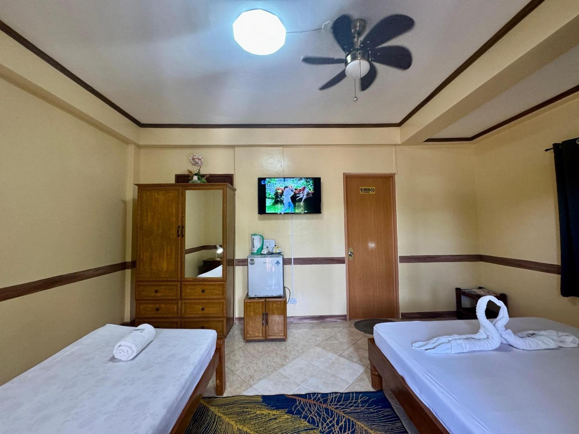 Ocean Breeze Inn Manoc-Manoc Стая снимка