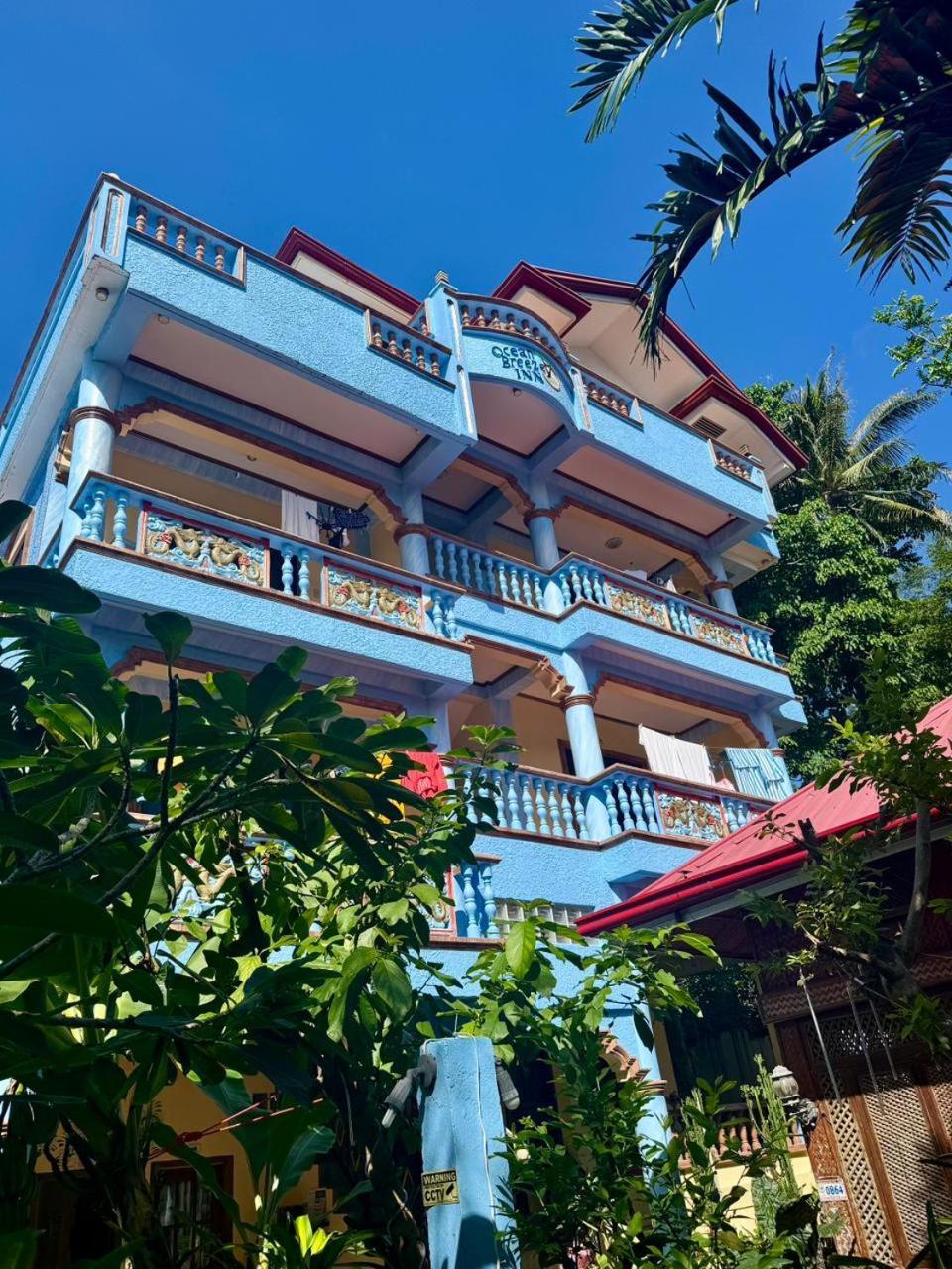 Ocean Breeze Inn Manoc-Manoc Екстериор снимка