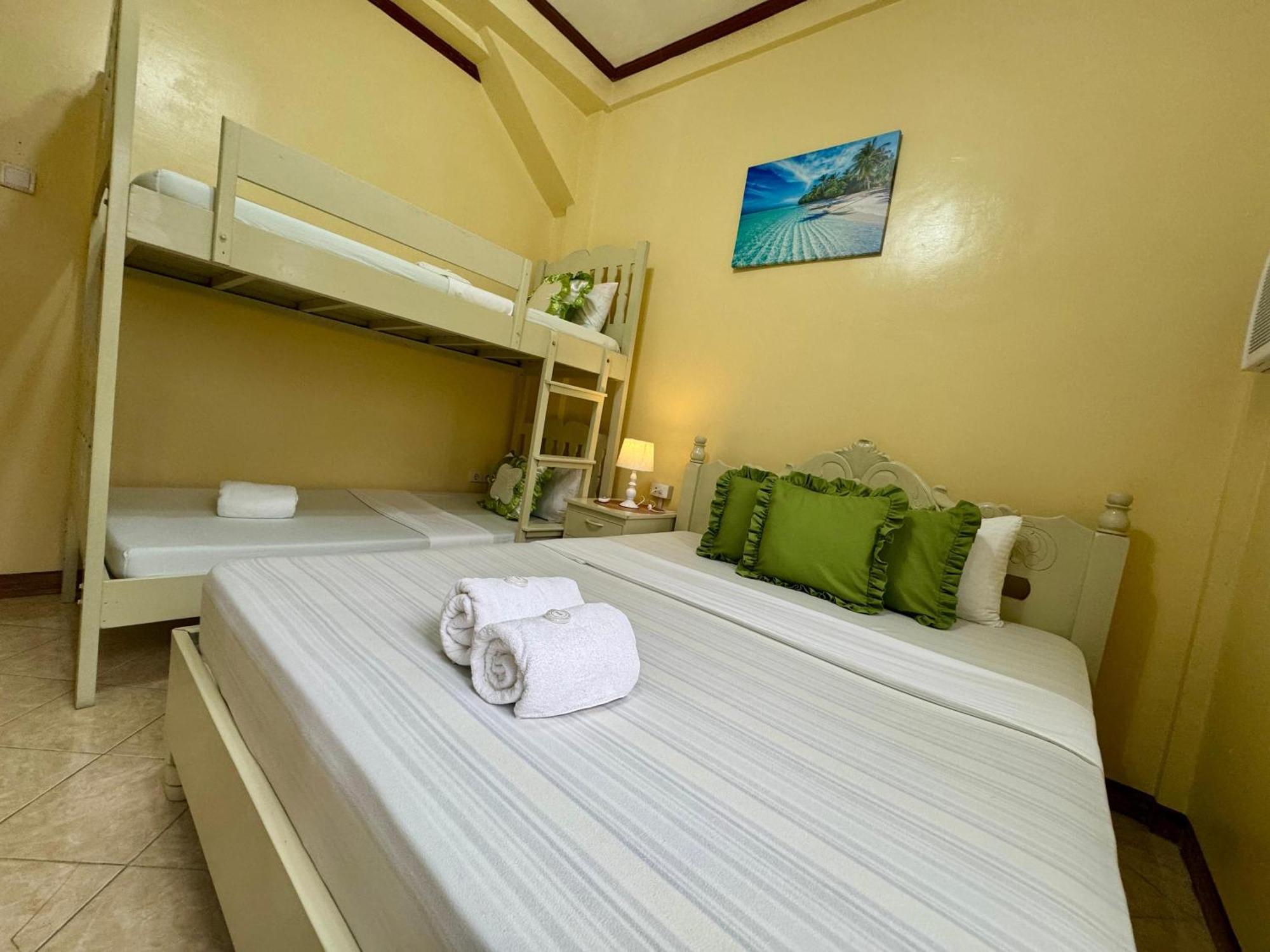 Ocean Breeze Inn Manoc-Manoc Стая снимка