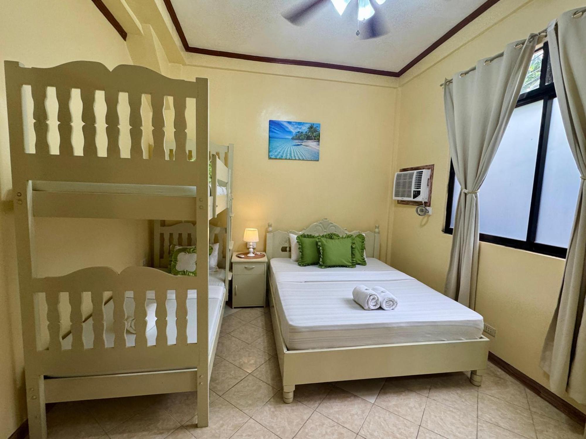 Ocean Breeze Inn Manoc-Manoc Стая снимка